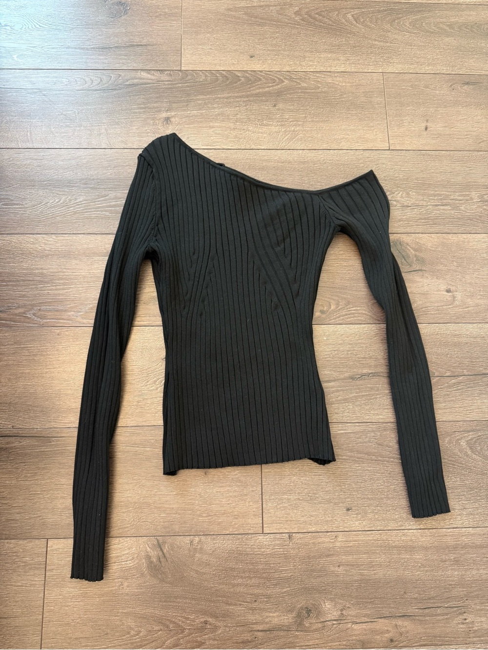 H&M Black One-Shoulder Ribbed Long-Sleeve Top